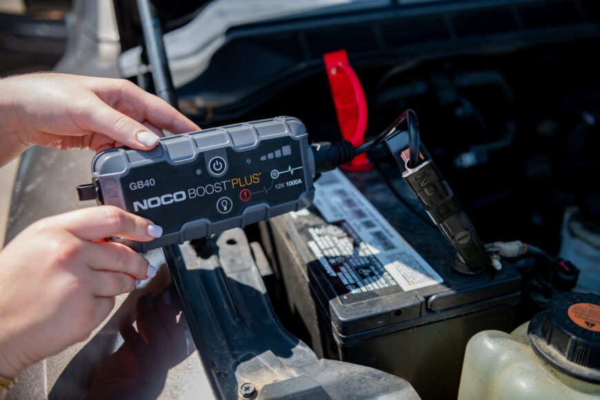 Battery Charger vs Battery Maintainer: What's the Difference? - AutoZone